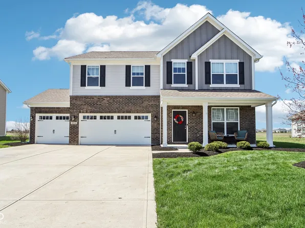 9916 Gallop Ln, Fishers, IN 46040