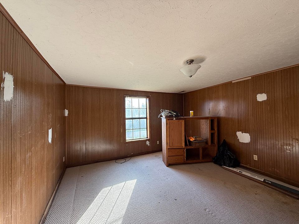 16th image of this home