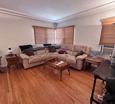 2nd image of 205 W Grand Ave #0
