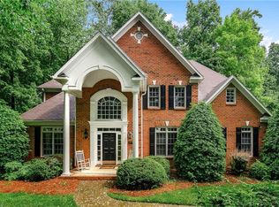 3761 Sandalwood Ln, Winston Salem, NC 27106