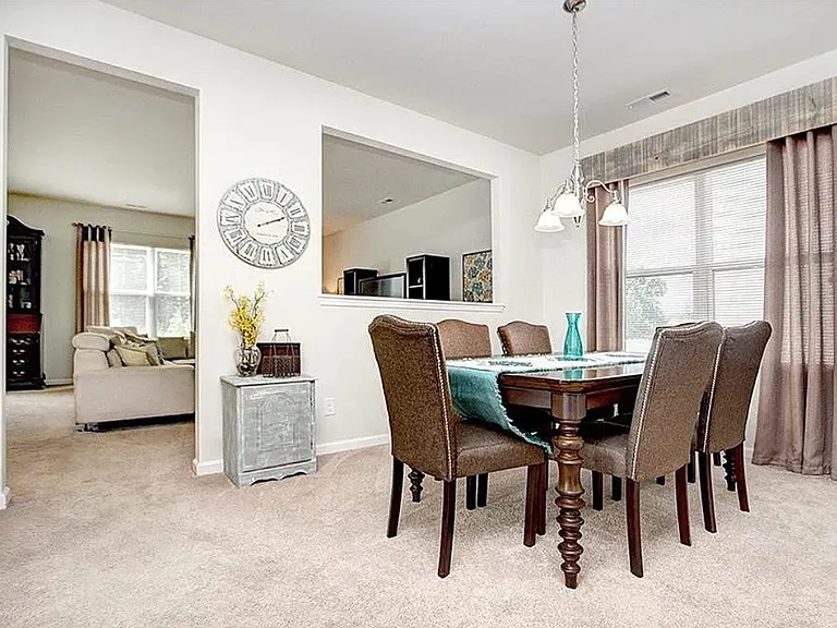 10220 Green Grass Rd — Photo 4