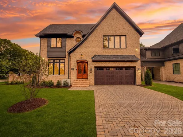4828 Walker Rd, Charlotte, NC 28211