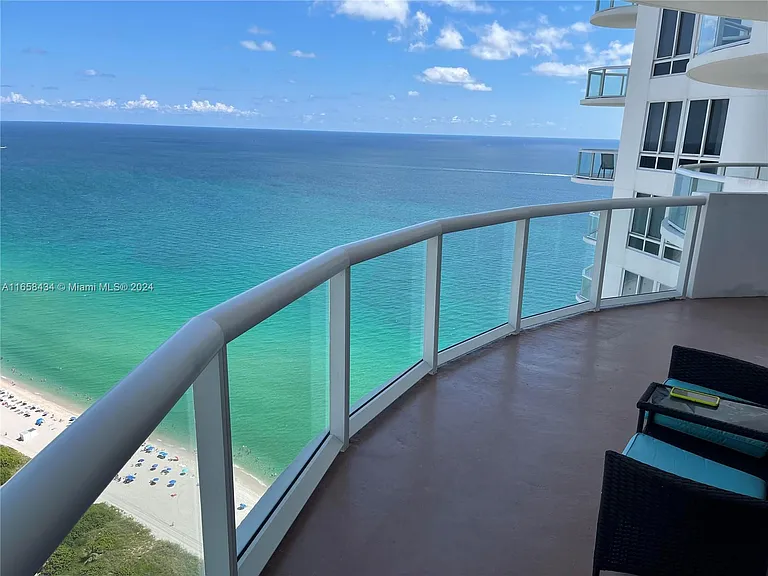 6365 Collins Ave #4209 — Photo 16