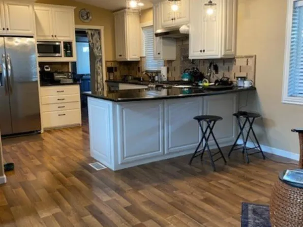 303 Blue Springs Ln, Oceanside, CA 92054