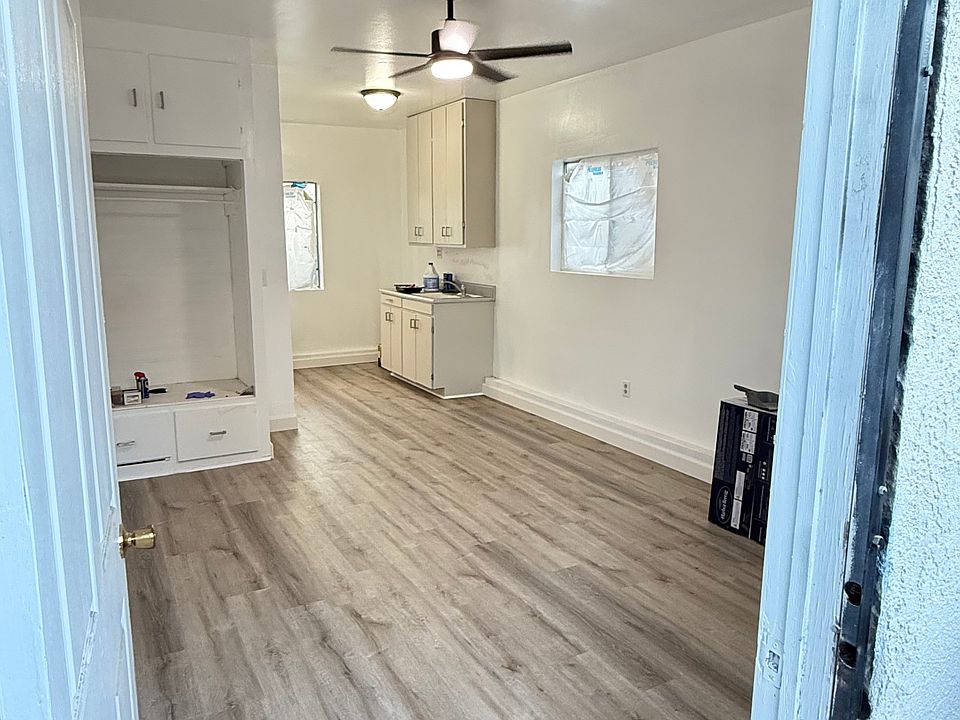 1st image of 2721 Falling Leaf Ave