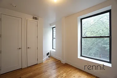 Rented by Rennit Inc.