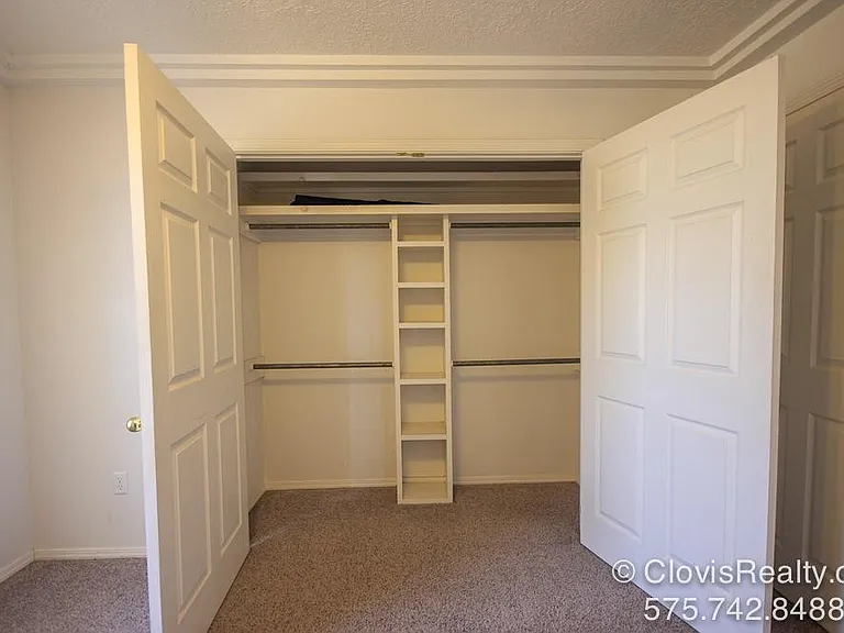2nd Bedroom Closet