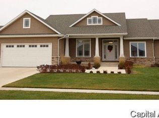 4413 Lynhurst Rd, Springfield, IL 62711