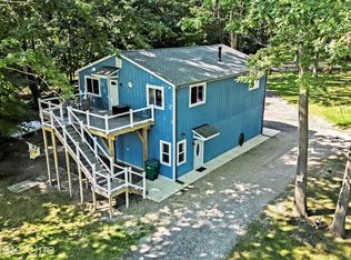 4666 County Line Rd, Lenox, MI 48048