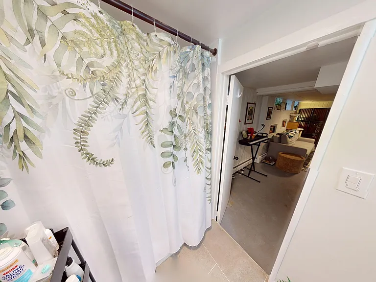 208 Canner St — Photo 39