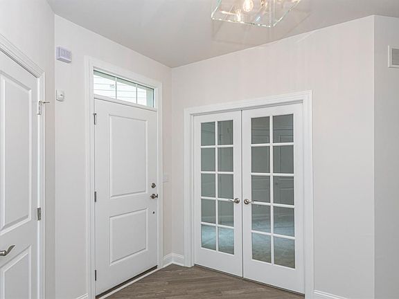 4th image of 3272 Hayster Dr