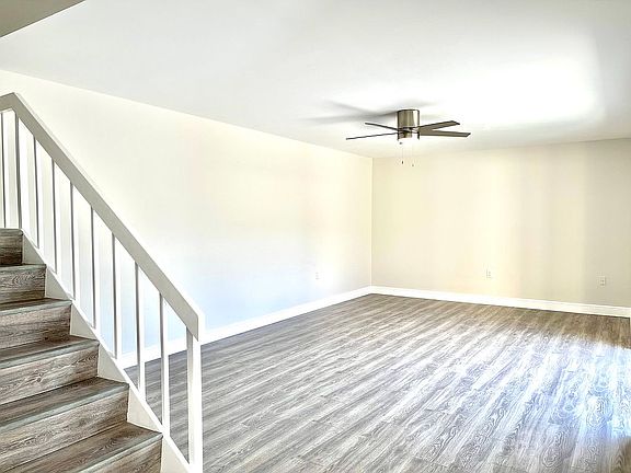 4th image of 2949 SW 22nd Cir #27-B