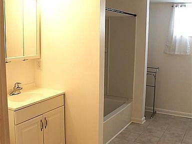 2nd image of 113 Claire Rd
