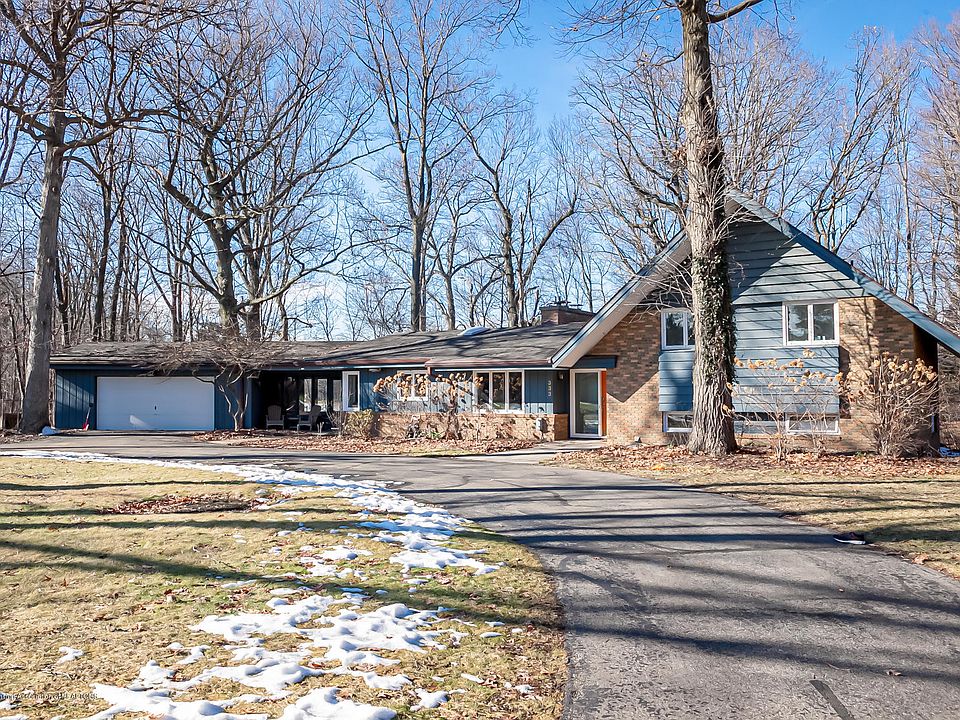 1st image of 333 N Circle Dr