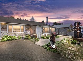 1037 W Mountain View Blvd, Big Bear City, CA 92314