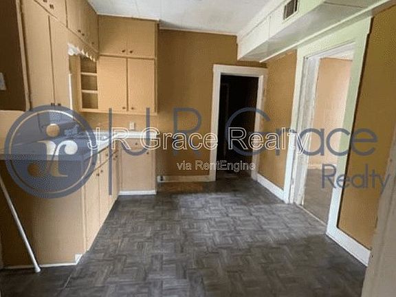 2nd image of 801 E Yeagua St APT 1