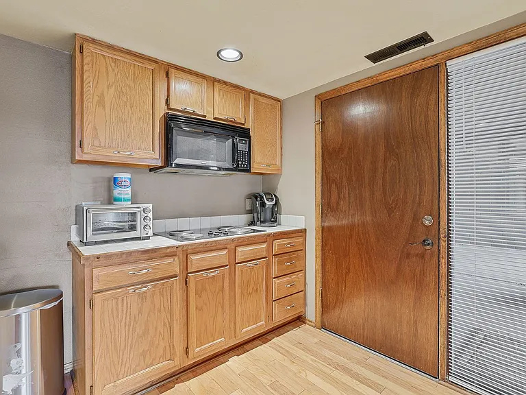 2650 N Valley View Rd #223 — Photo 14