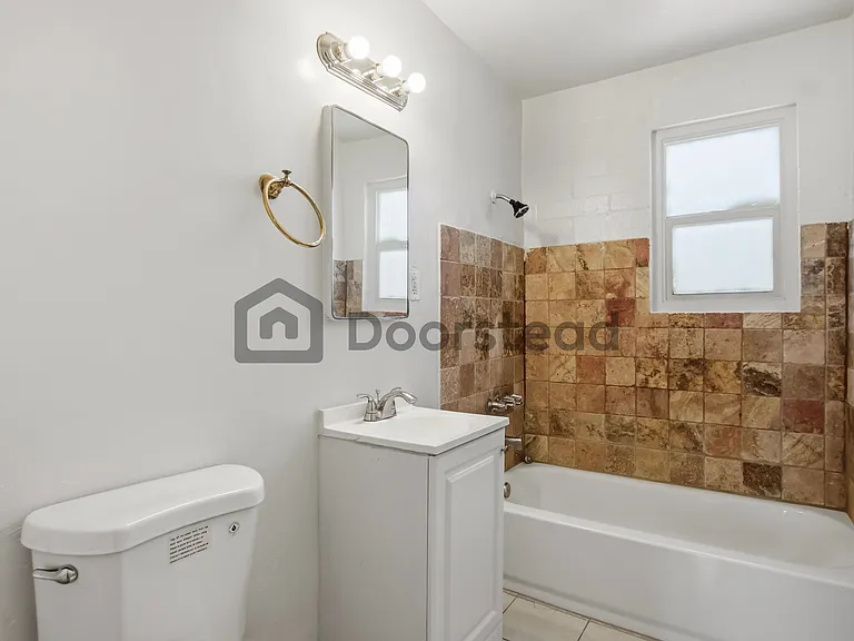 4026 Logan Ave — Photo 12