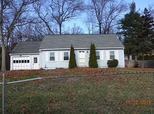136 Oak Ridge Dr, Ayer, MA 01432