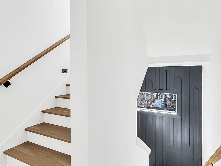 16 Willis St #B — Photo 46