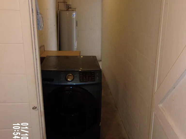 1105 Myrtle Ln — Photo 16