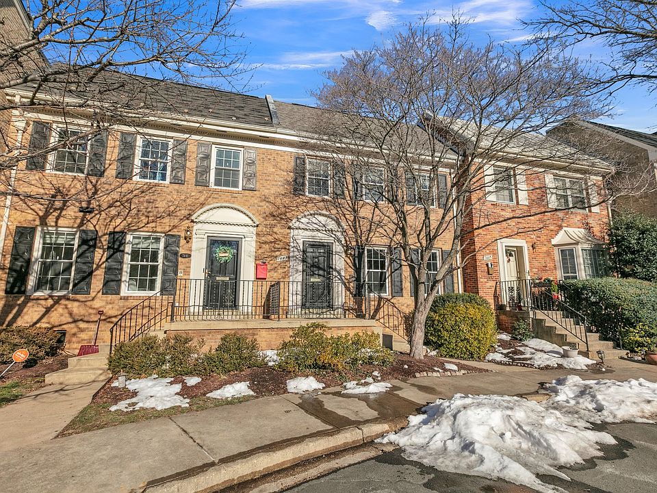 1st image of 7443 Hallcrest Dr