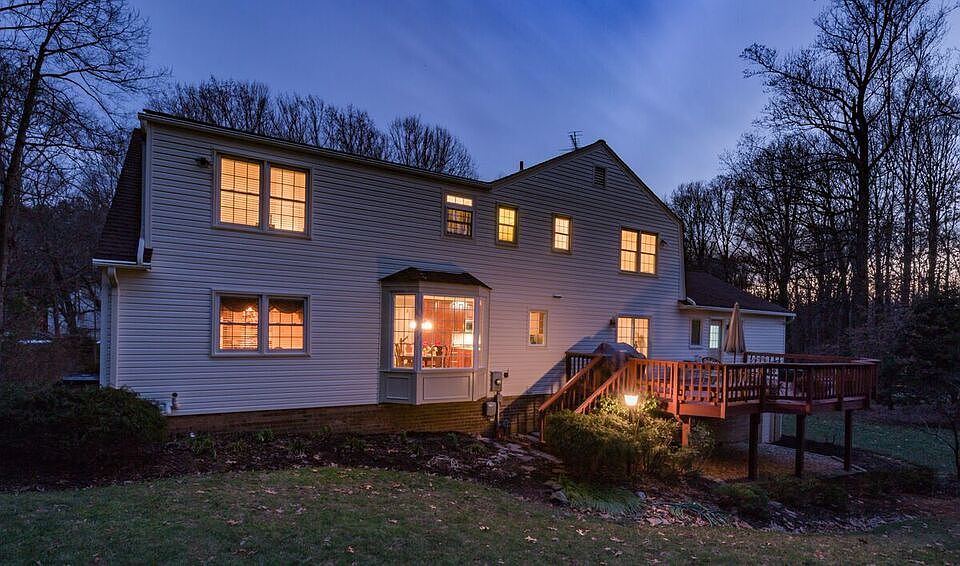 2nd image of 11206 James River Ct
