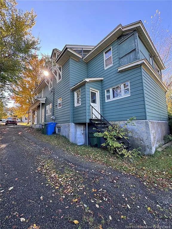 Studio, 2600 sqft, $124,999 — Photo 3