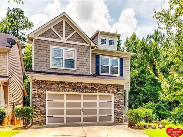 121 Wellbrook Ct NE, Conyers, GA 30012