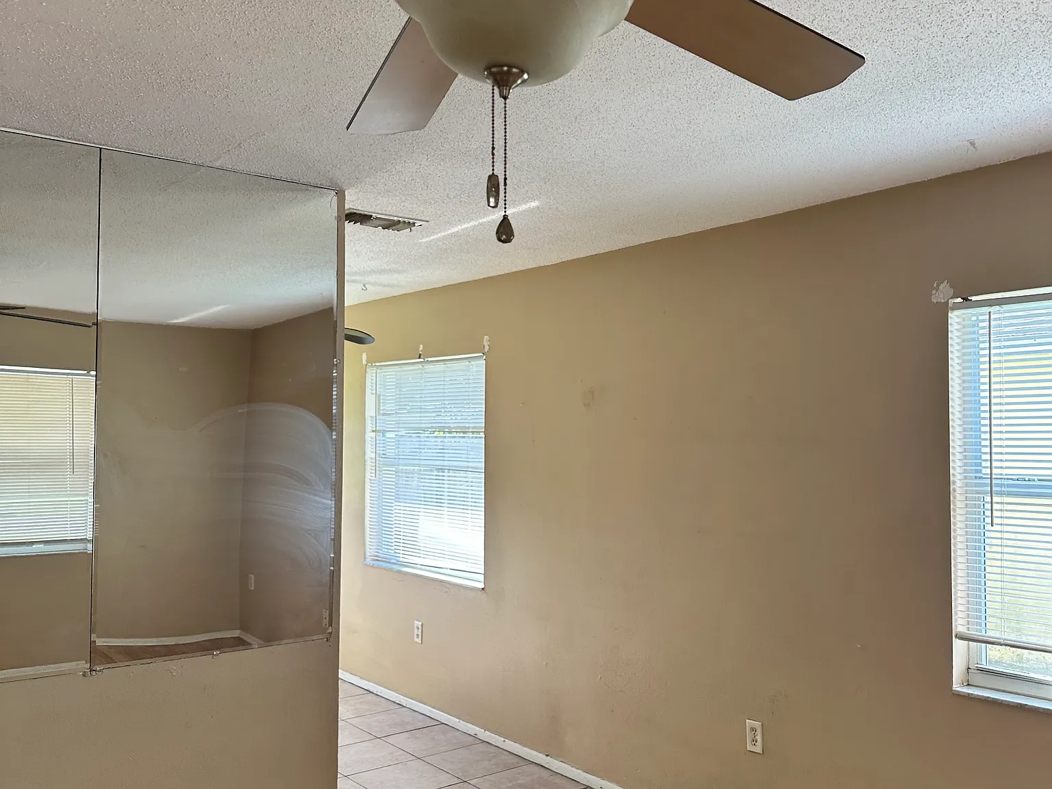 2 bed, 750 sqft, $1,550 — Photo 4
