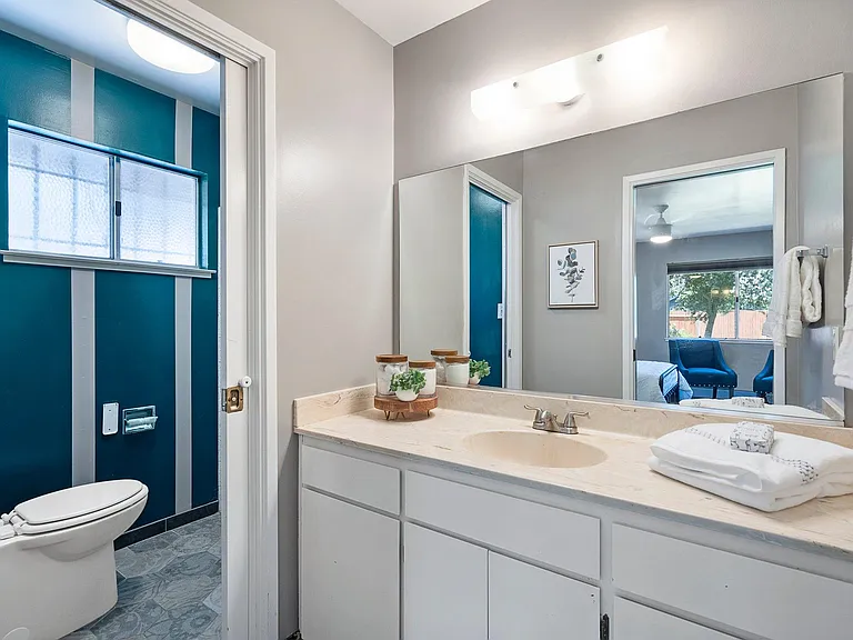 2107 Amador Ave — Photo 18