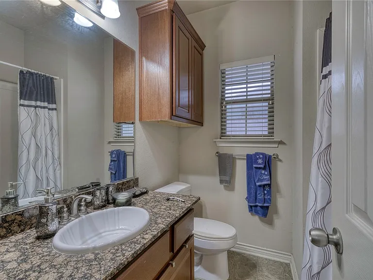 136 Forest Dr — Photo 11