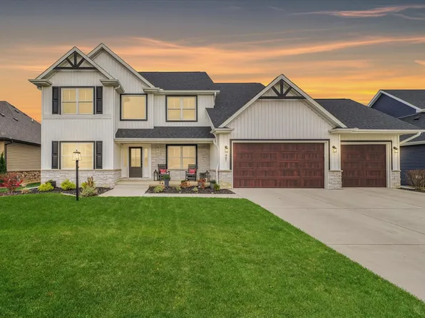 407 Lake Falls Blvd, Savoy, IL 61874