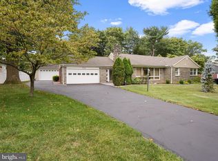 714 Barry Dr, Springfield, PA 19064