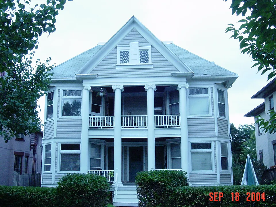 12 Cornhill Terrace