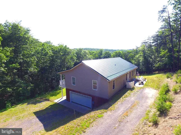 119 Pine Crest Ct, Fort Ashby, WV 26719