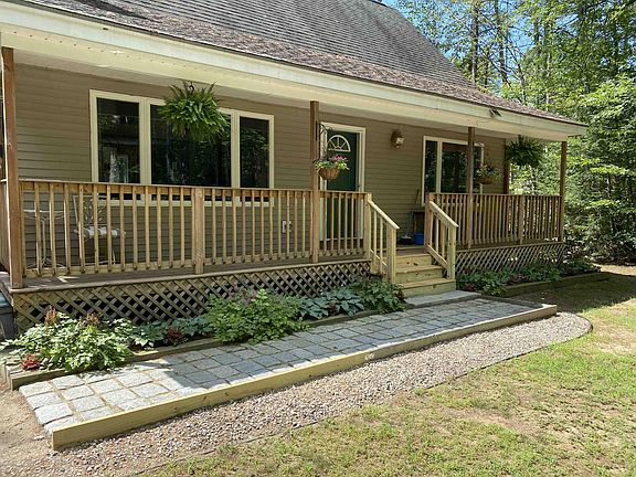 3rd image of 25 Burgdorf Dr