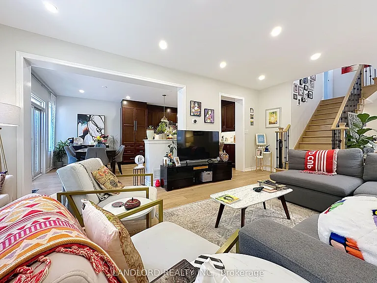 31 Ida Jane Grv — Photo 5