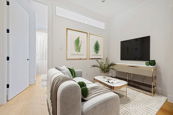 Rented by MNS | media 16