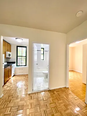 Rented by City & Suburban | media 2