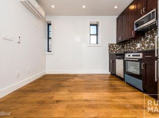 6704 60th St, Ridgewood, NY 11385