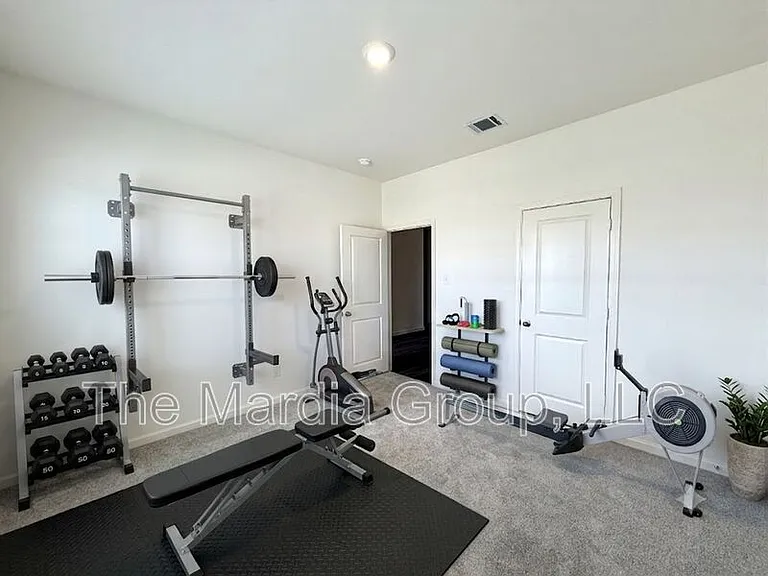 1213 Herring Dr — Photo 10