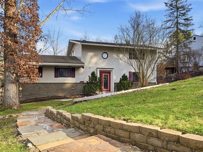 145 Woodshire Dr, Pittsburgh, PA, 15215