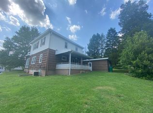 504 Worthington Dr, Bridgeport, WV 26330