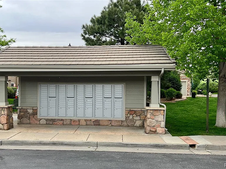 22932 E Ontario Dr #101 — Photo 29