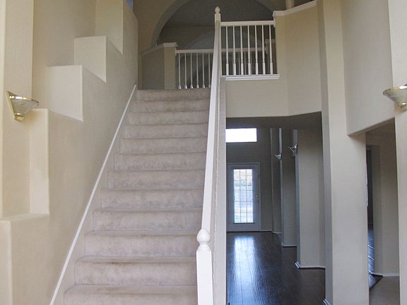 3rd image of 5517 San Marino Dr