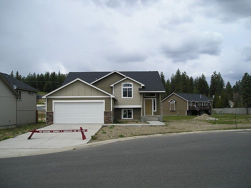 2nd image of 1331 E Granary Ct