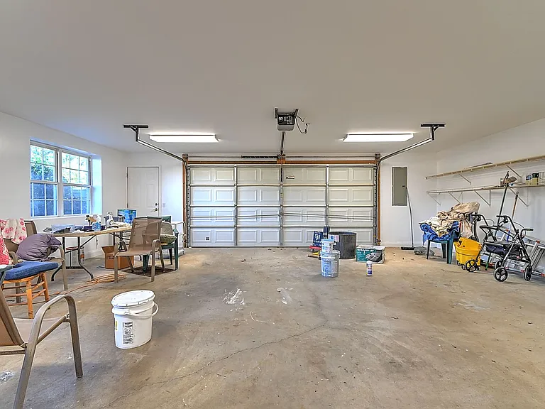 168 Old Mill Ct — Photo 34