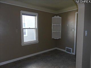 5th image of 12000 Kensington Ave