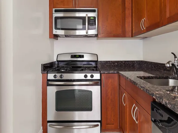 50 West 77th Street image 6 of 31